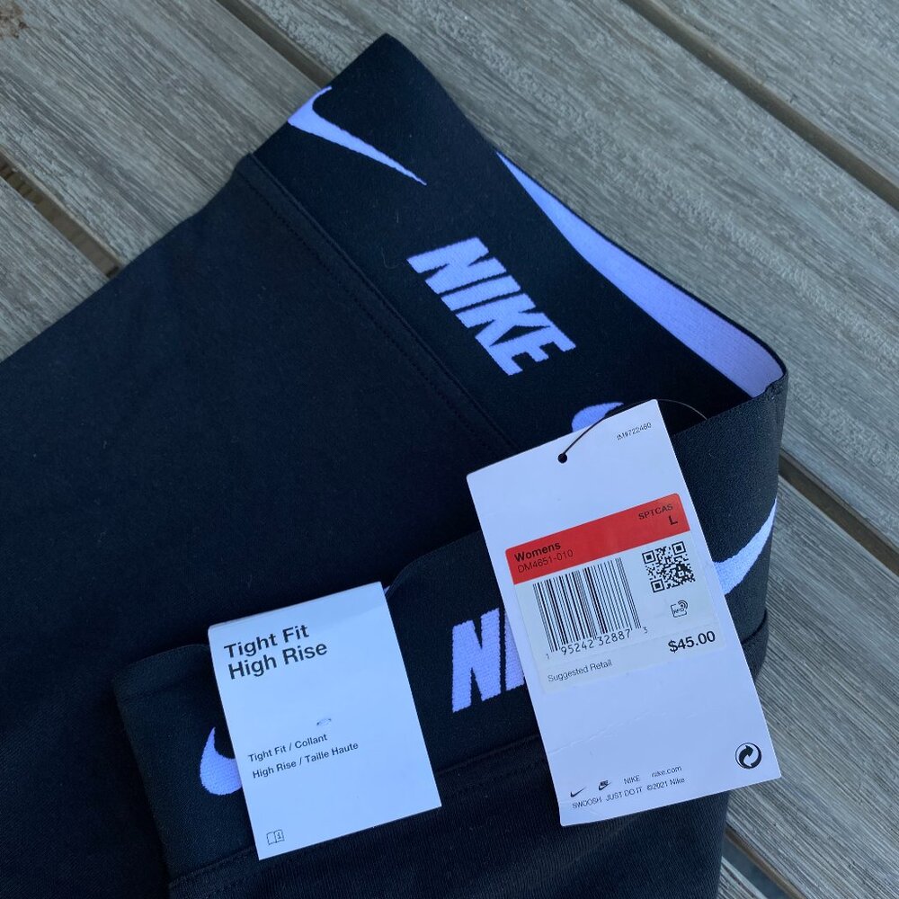 NWT Nike Tight High Rise Leggings